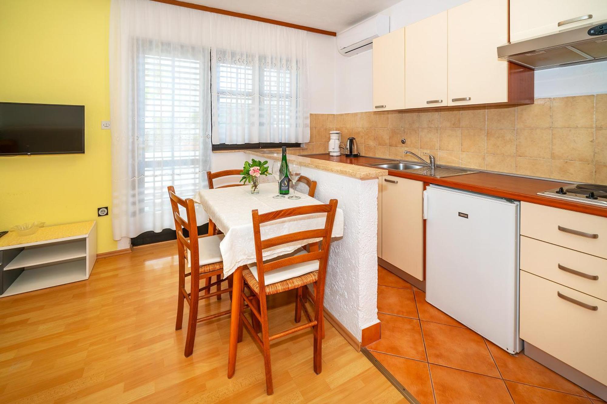 Apartments Sucur With Terrace Baška Eksteriør bilde